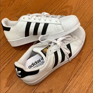 Adidas Woman’s original Superstar shoes